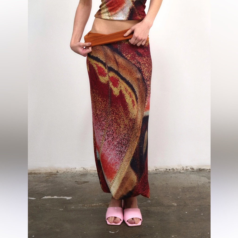 Feners metamorphosis Tu x mi day tangerine skirt